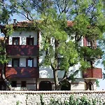 Family St Stefan 3* Несебър